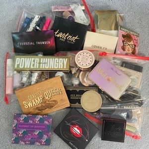 Huge massive too faced makeup lot